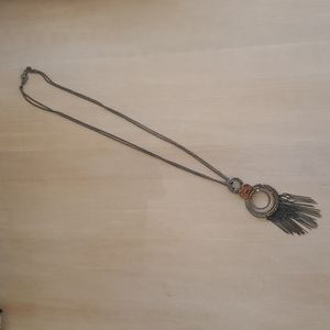 Long detailed necklace